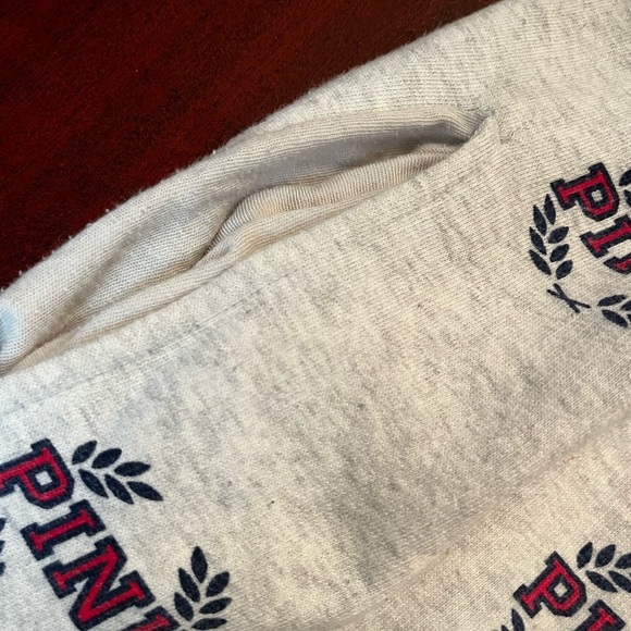 Victoria's Secret Pink Pullover Crest Logo + Matching Sweatpants Top M Bottom L - Picture 11 of 12